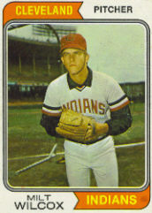 1974 Topps Baseball Cards      565     Milt Wilcox